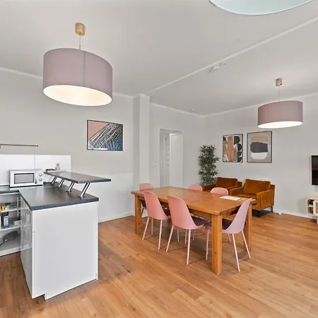 Primeflats - Big Family Schoeneberg Apartman